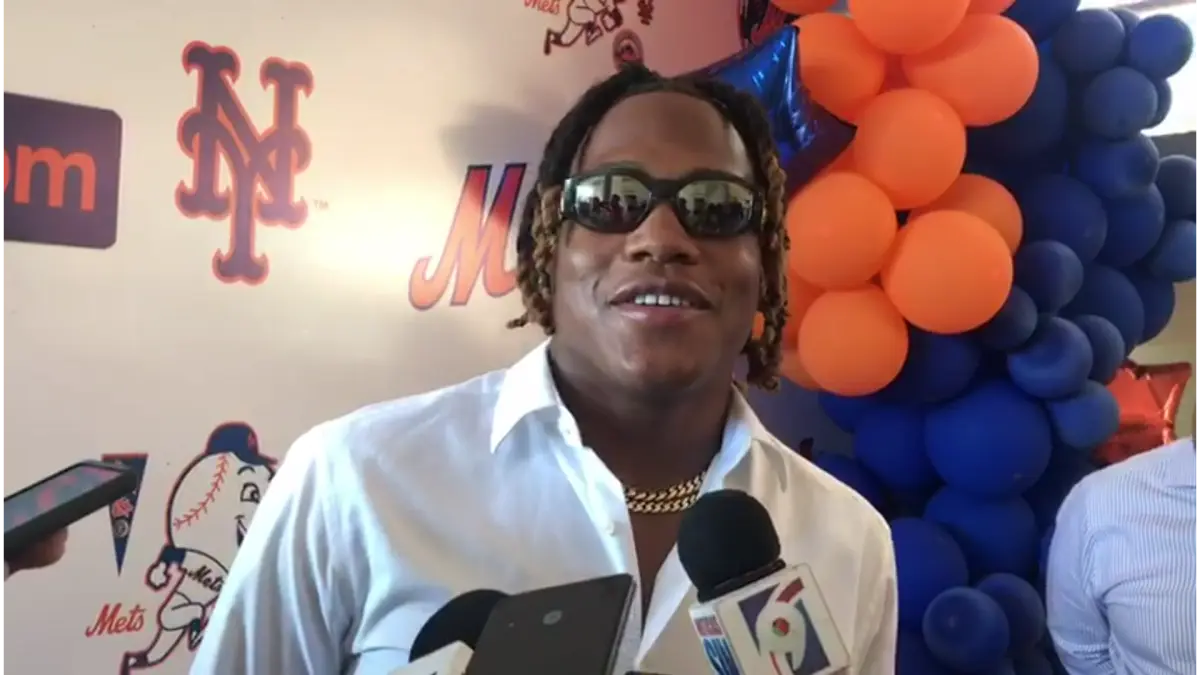 Mets de NY firman al 3er hijo de Vladimir Guerrero
