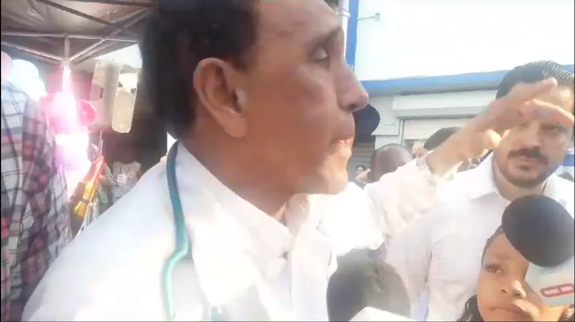 Fundación Cruz Jiminián entrega juguetes a niños por motivo del Día de los Reyes