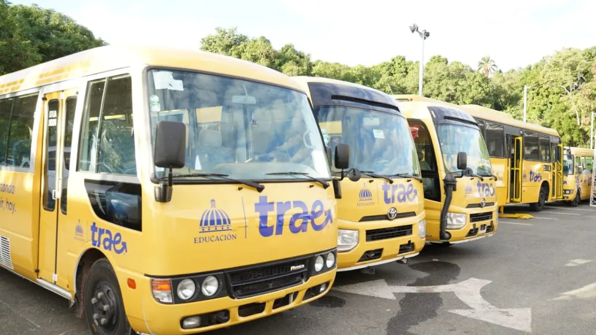Habilitan rutas de transporte escolar en San Cristóbal