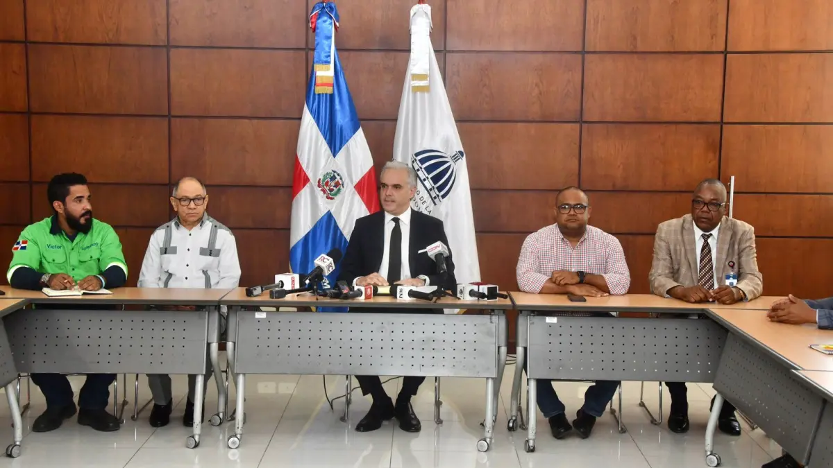 Ministerio de Trabajo emplaza a Falconbridge para que pague a los trabajadores el salario 13