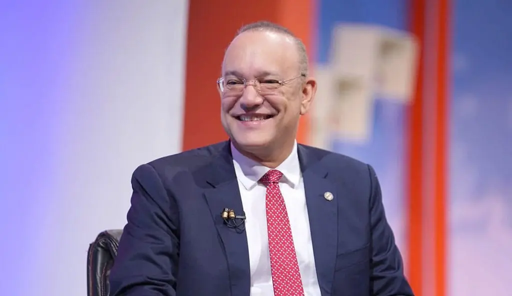 Aseguran Ulises Rodríguez ganaría hoy alcaldía de Santiago con un 47.1% de los votos