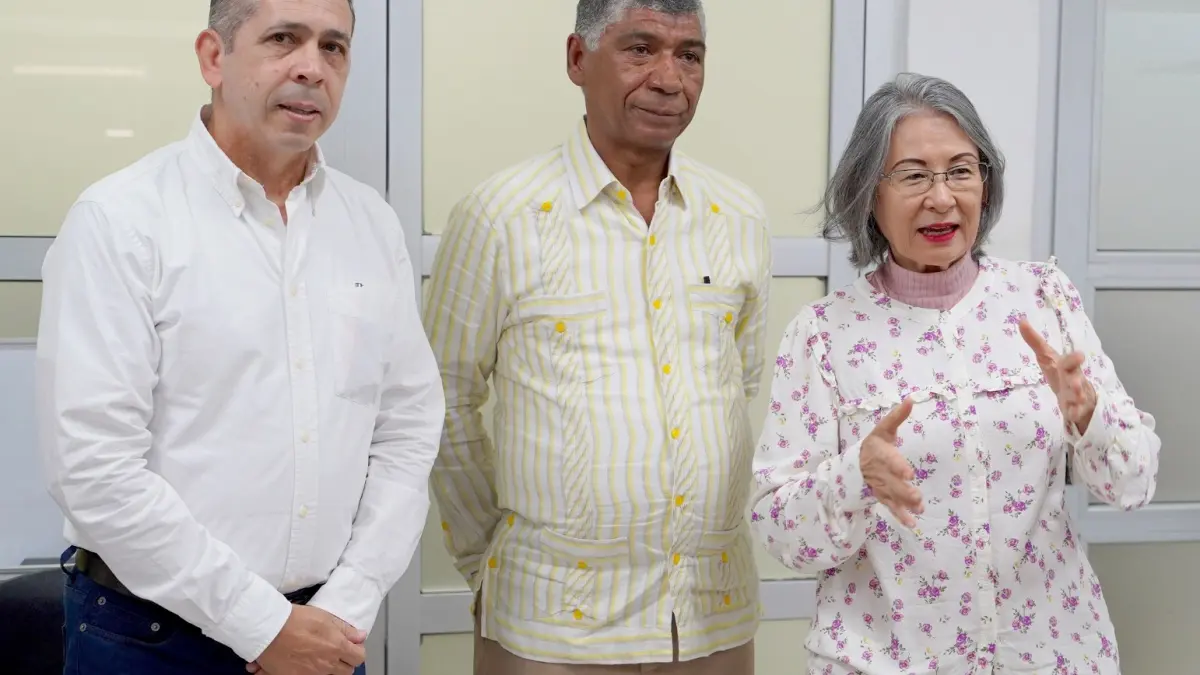 Designan a Diego Pesqueira como director de comunicaciónes en Minerd