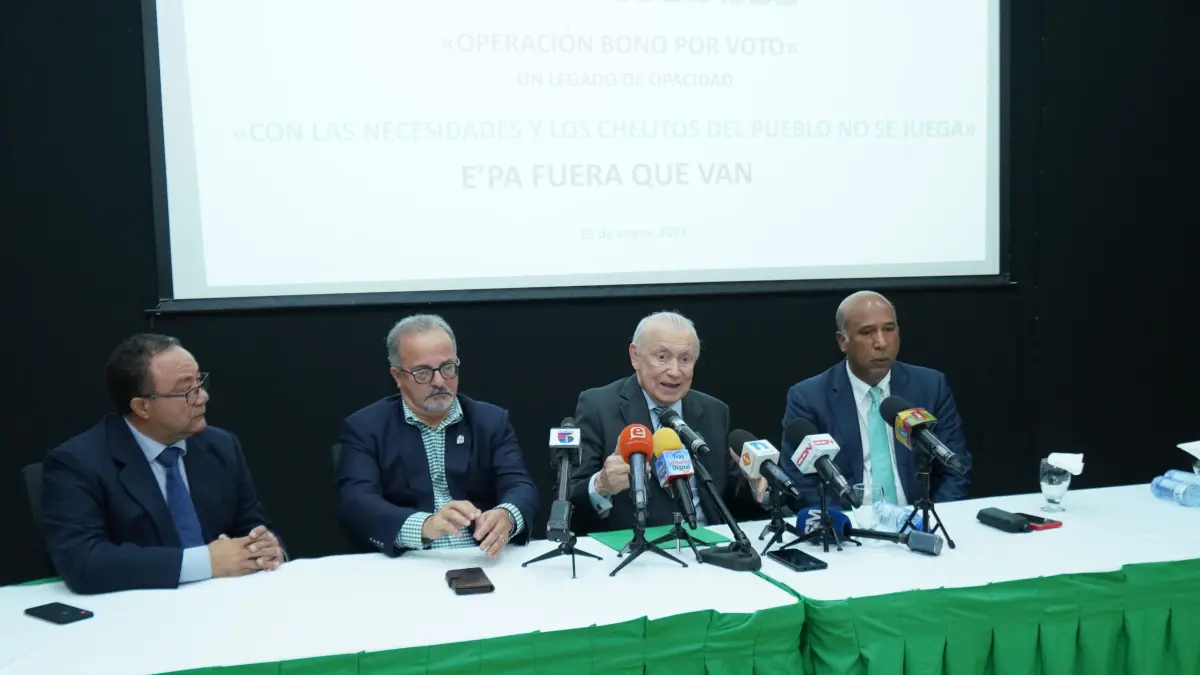 Con la “Operación Bono Por Voto” Abinader intenta comprar elecciones, denuncia Alburquerque