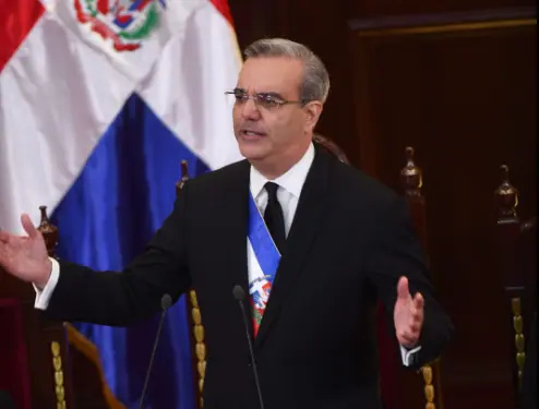 Presidente anuncia tranvía en la Winston Churchill