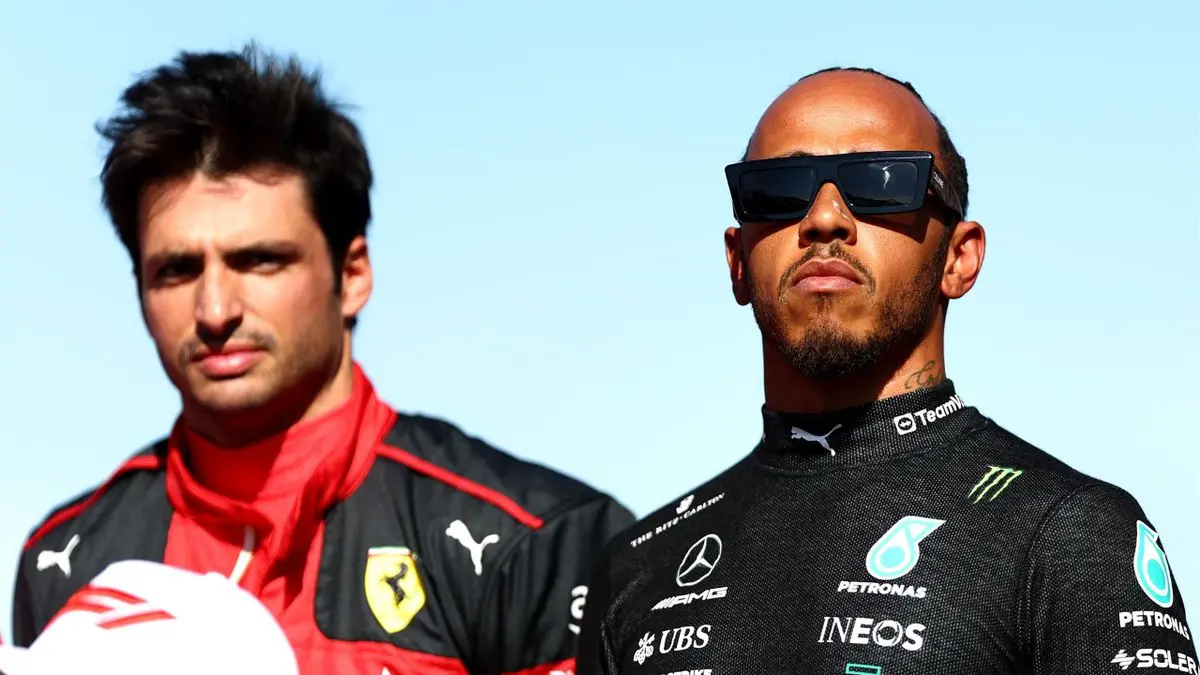 Hamilton será a partir de 2025 piloto de Ferrari y Sainz dejará a fin de año la Scuderia