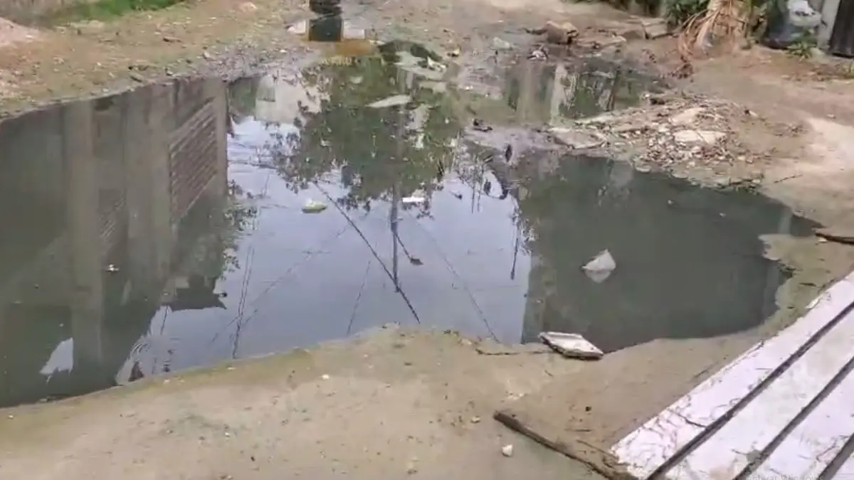 Denuncian cúmulos de aguas negras en Los Guaricanos