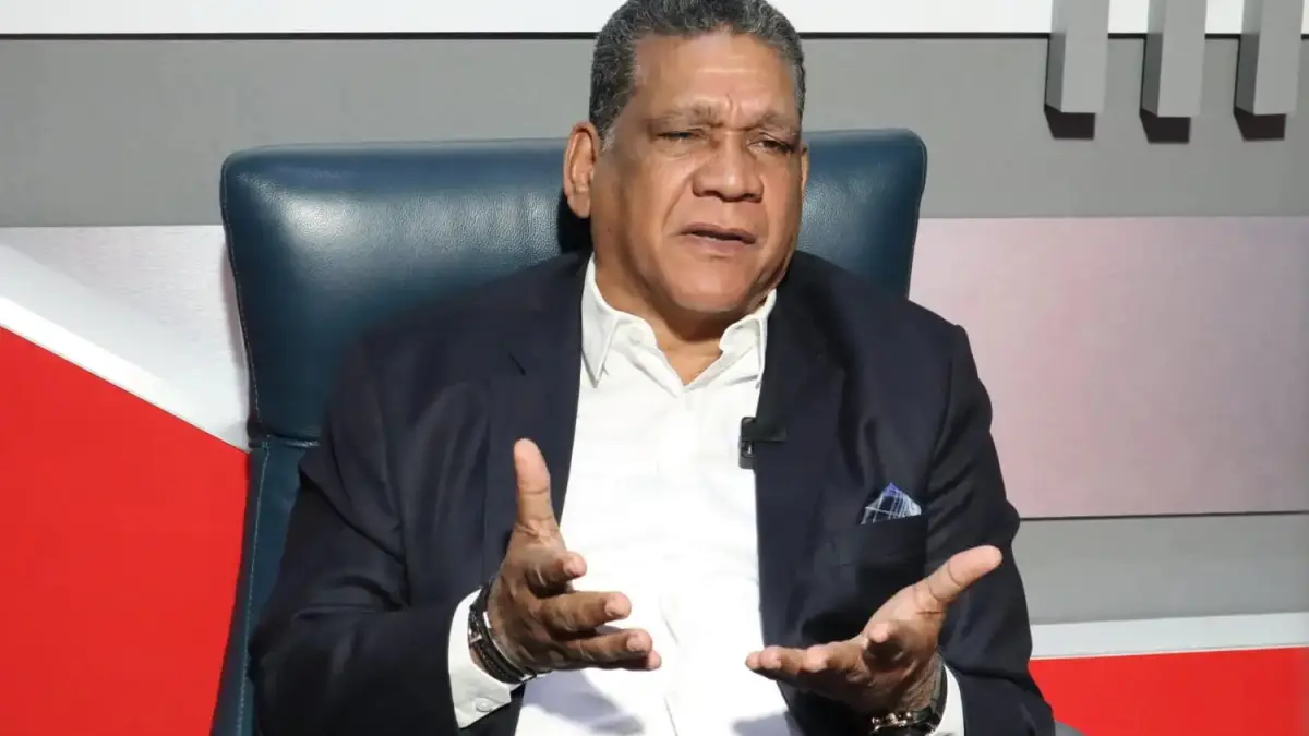 Rubén Maldonado revela gobierno extendió vigencia de bono navideño para comprar votos