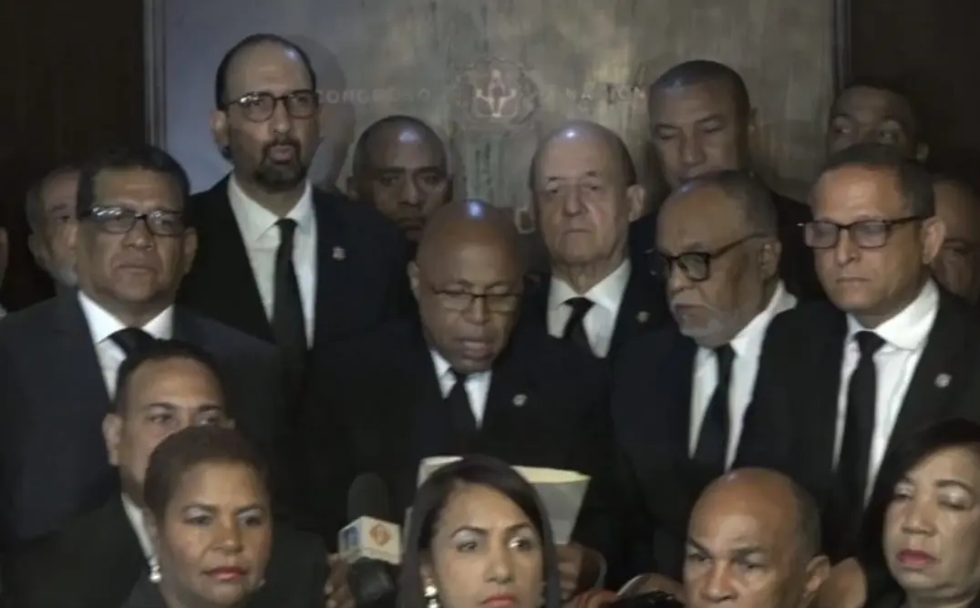 El PRM y la FP se retiraron del Congreso hace cuatro años