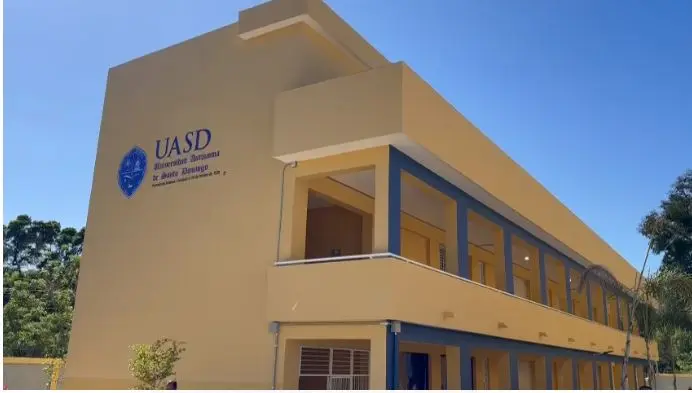 Abinader inaugura extensión de la UASD en Jarabacoa