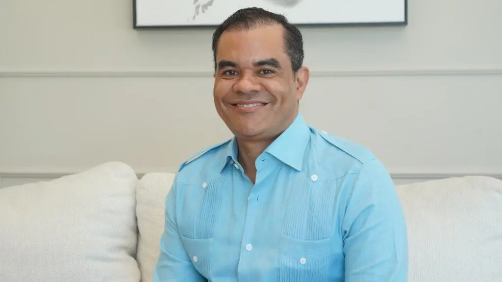 Diputado Elías Báez pronostica victoria de Peña en SDO por encima del 70%