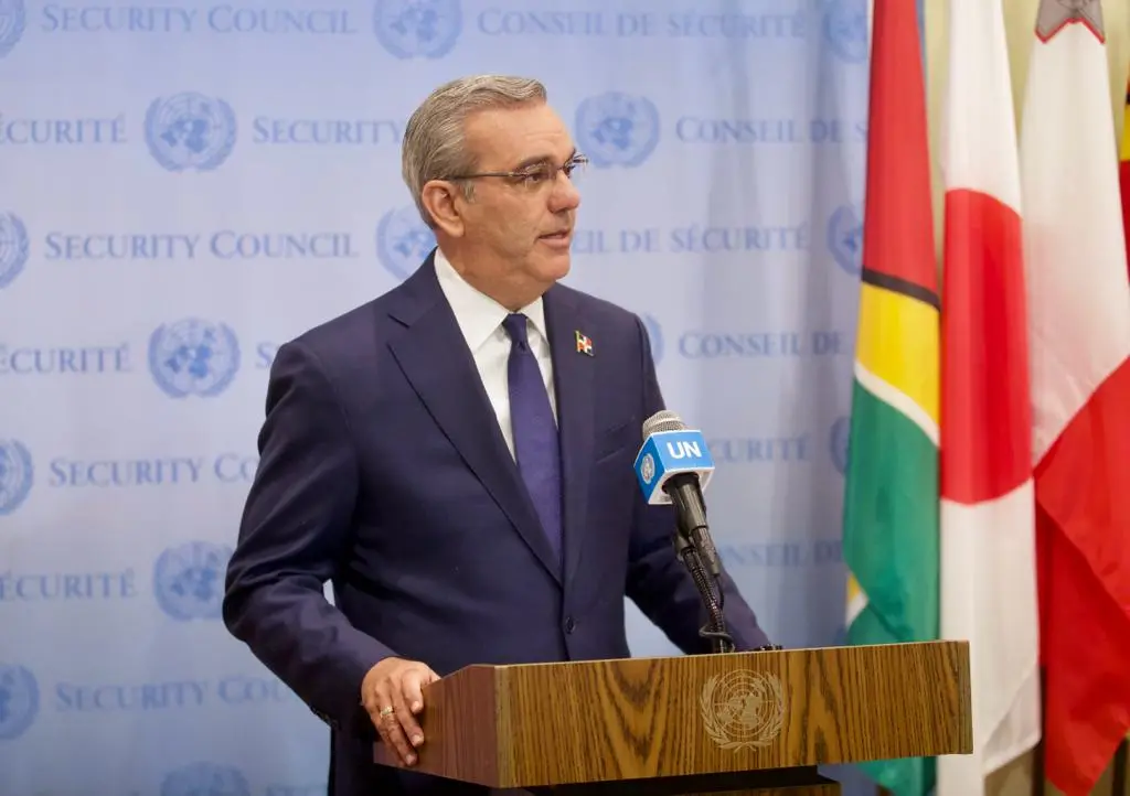 Abinader: “O luchamos juntos para salvar a Haití o lucharemos solos para proteger a RD”