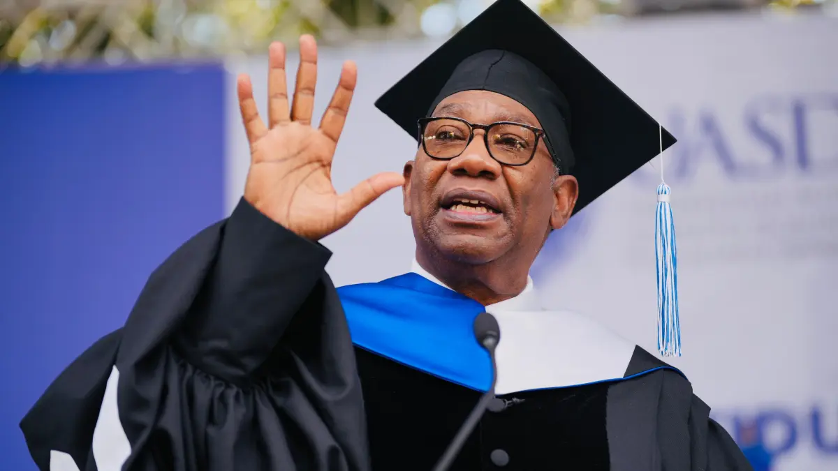 Rector UASD anuncia plan de mejora para sede central al investir nuevos profesionales