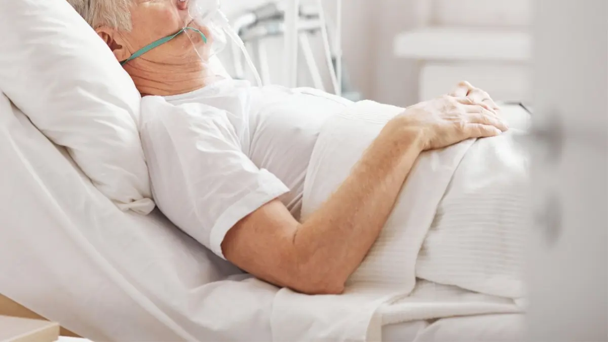 Abuelo que desheredó a sus nietas porque no le visitaban en el hospital