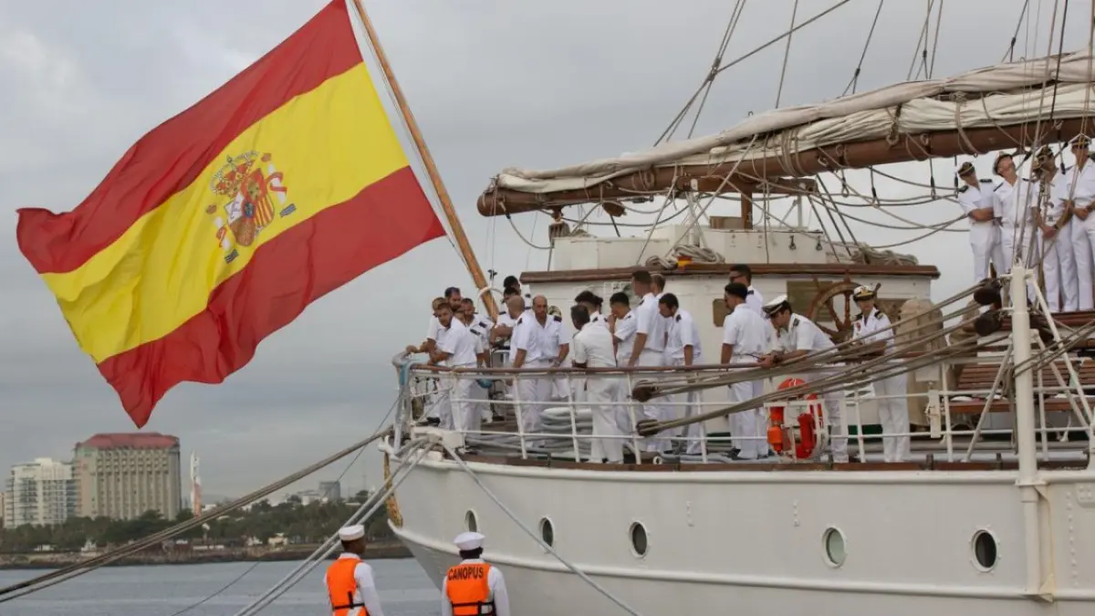 Buque escuela español Juan Sebastián de Elcano llega a RD