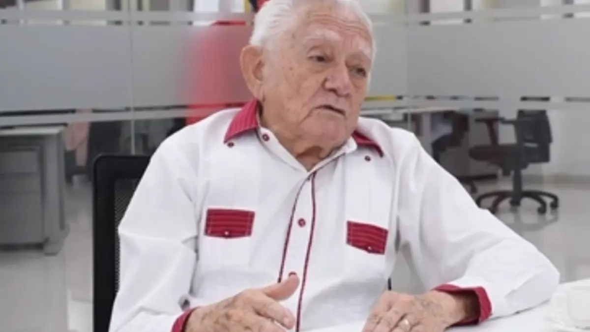 Reconocen a “El Pera” por sus aportes al Teatro Rodante Dominicano