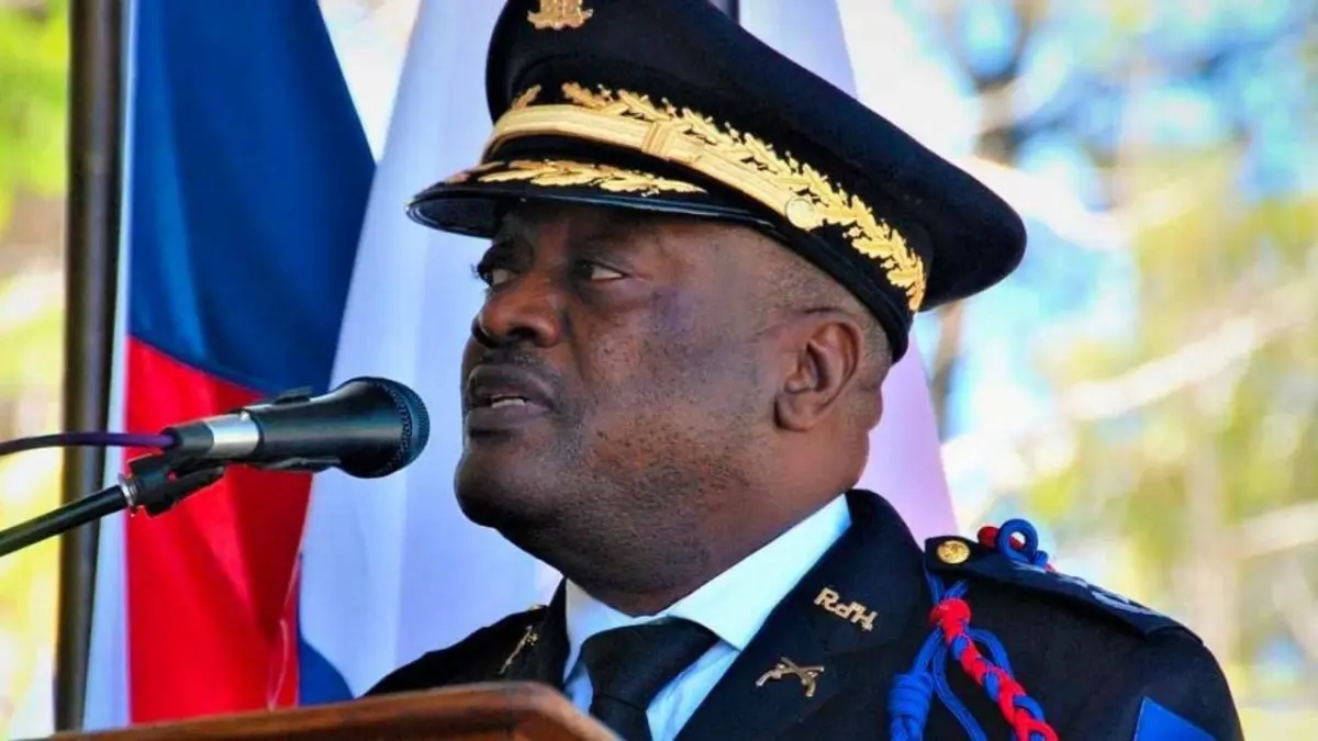 Bandidos incendian residencia de jefe de la policía de Haití