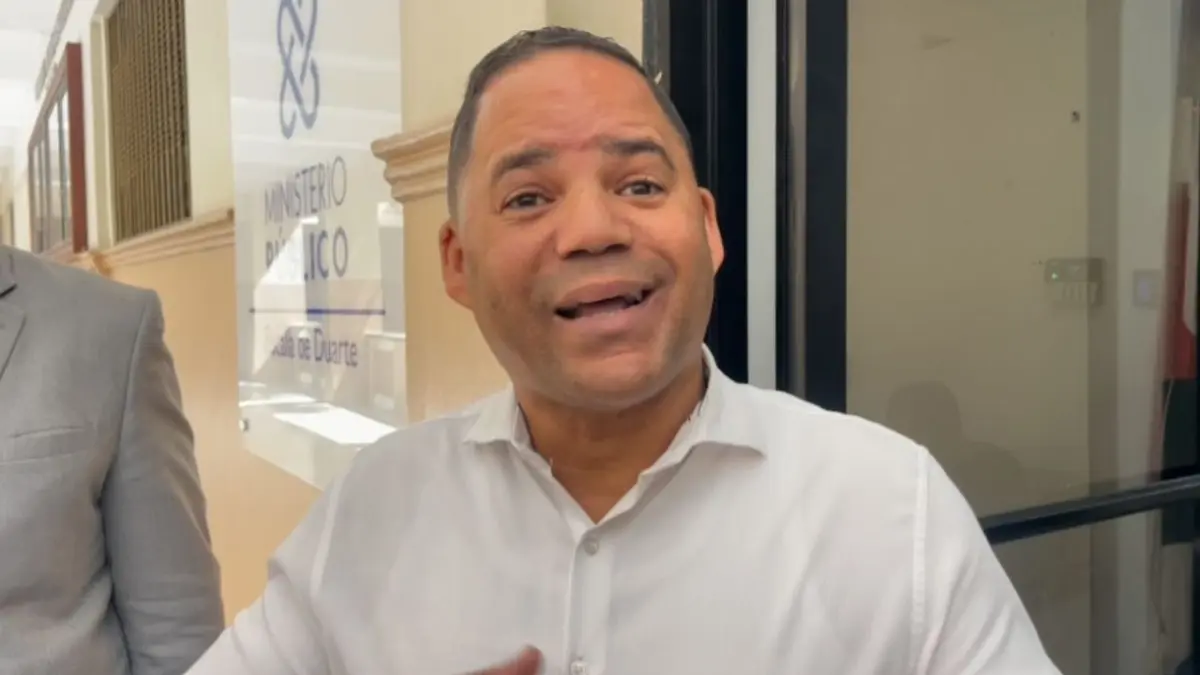 Apresan regidor acusado de organizar viajes ilegales a México