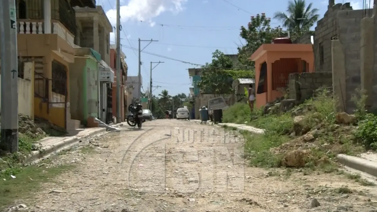 Residentes de El Tamarindo preocupados por mal estado de calles