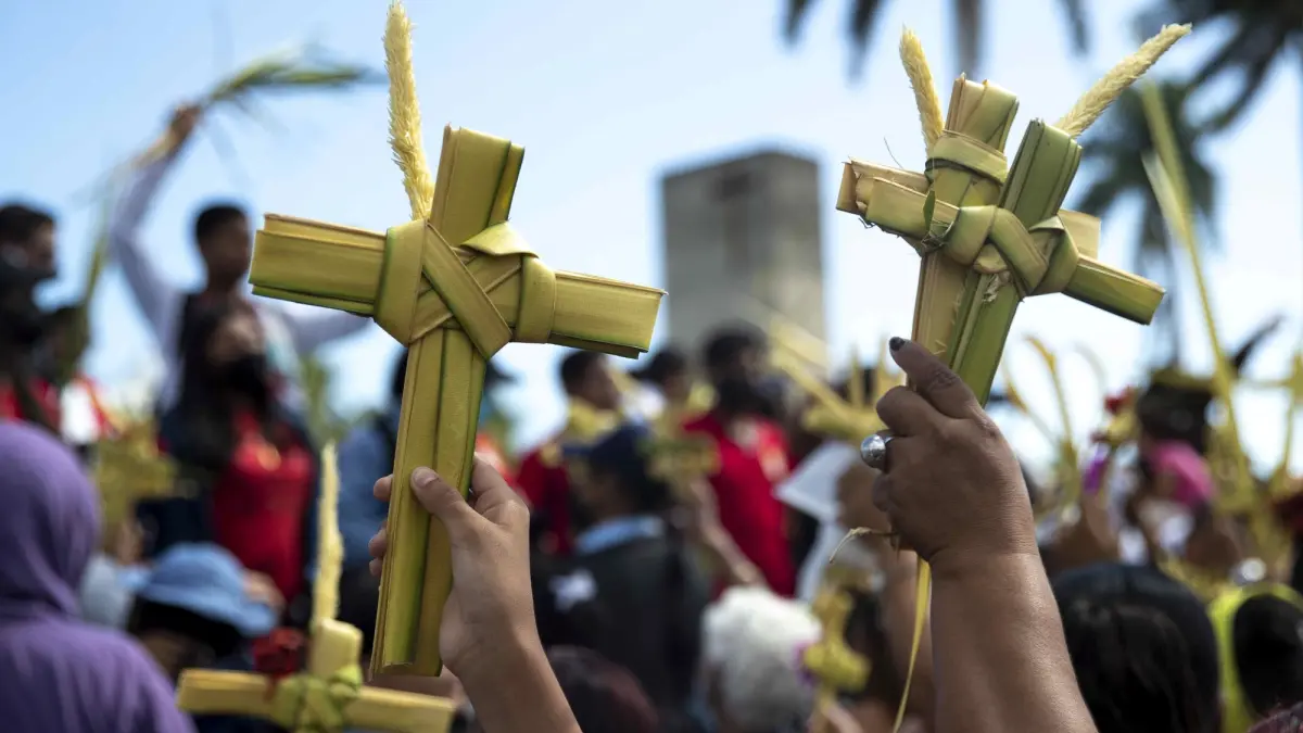 Católicos llaman a la flexión durante Semana Santa