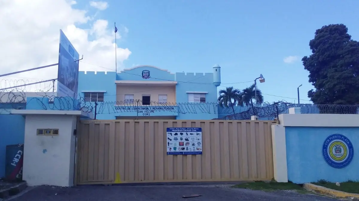 Ejecutan orden de arresto contra varios agentes penitenciarios del CCR de Puerto Plata