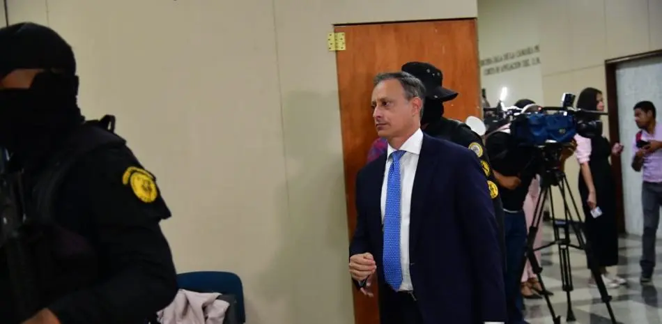 Jean Alain Rodríguez denuncia violaciones en su contra de carácter constitucional