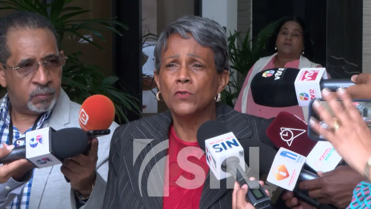 Congresistas afirman están atentos a proyecto de modificación de la Ley de Expresión