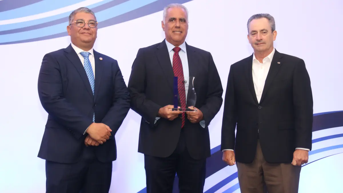 BASC-RD elige nueva junta presidida por Horacio Lomba y entrega certificaciones a 37 empresas