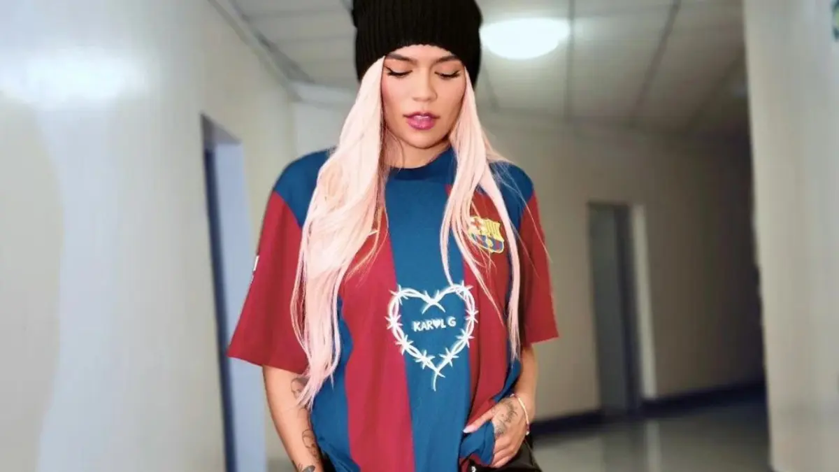 FC Barcelona utilizará su camiseta al estilo de Karol G