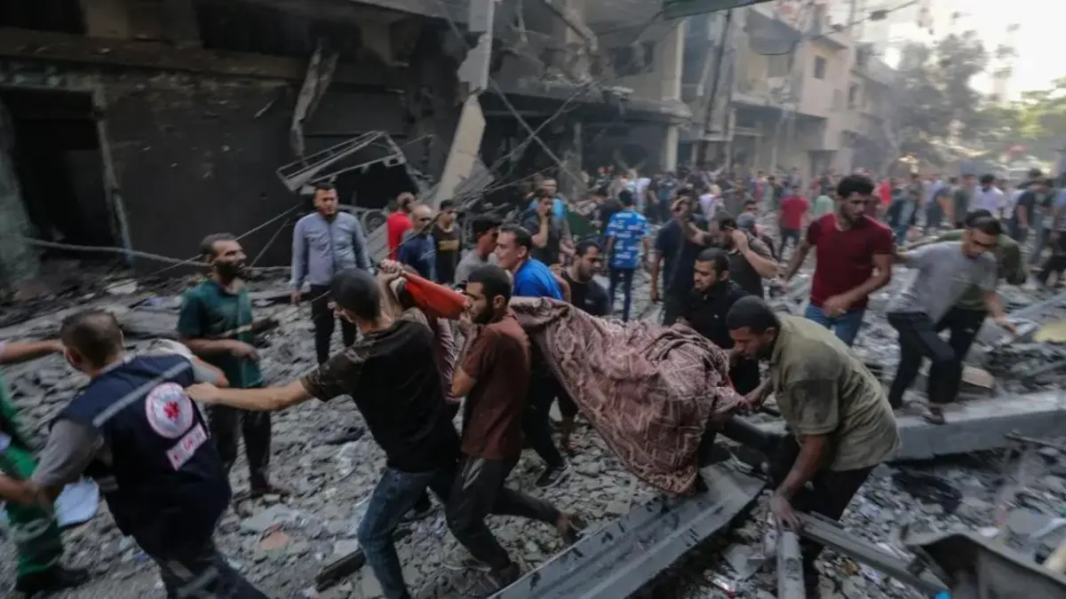 Muertos en Gaza superan los 33,800 tras bombardeos israelíes