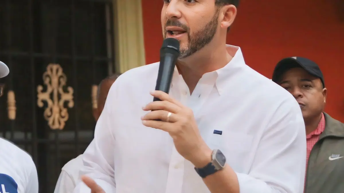 Joel Díaz pide al Mescyt ir en auxilio de estudiantes de odontología de Santiago