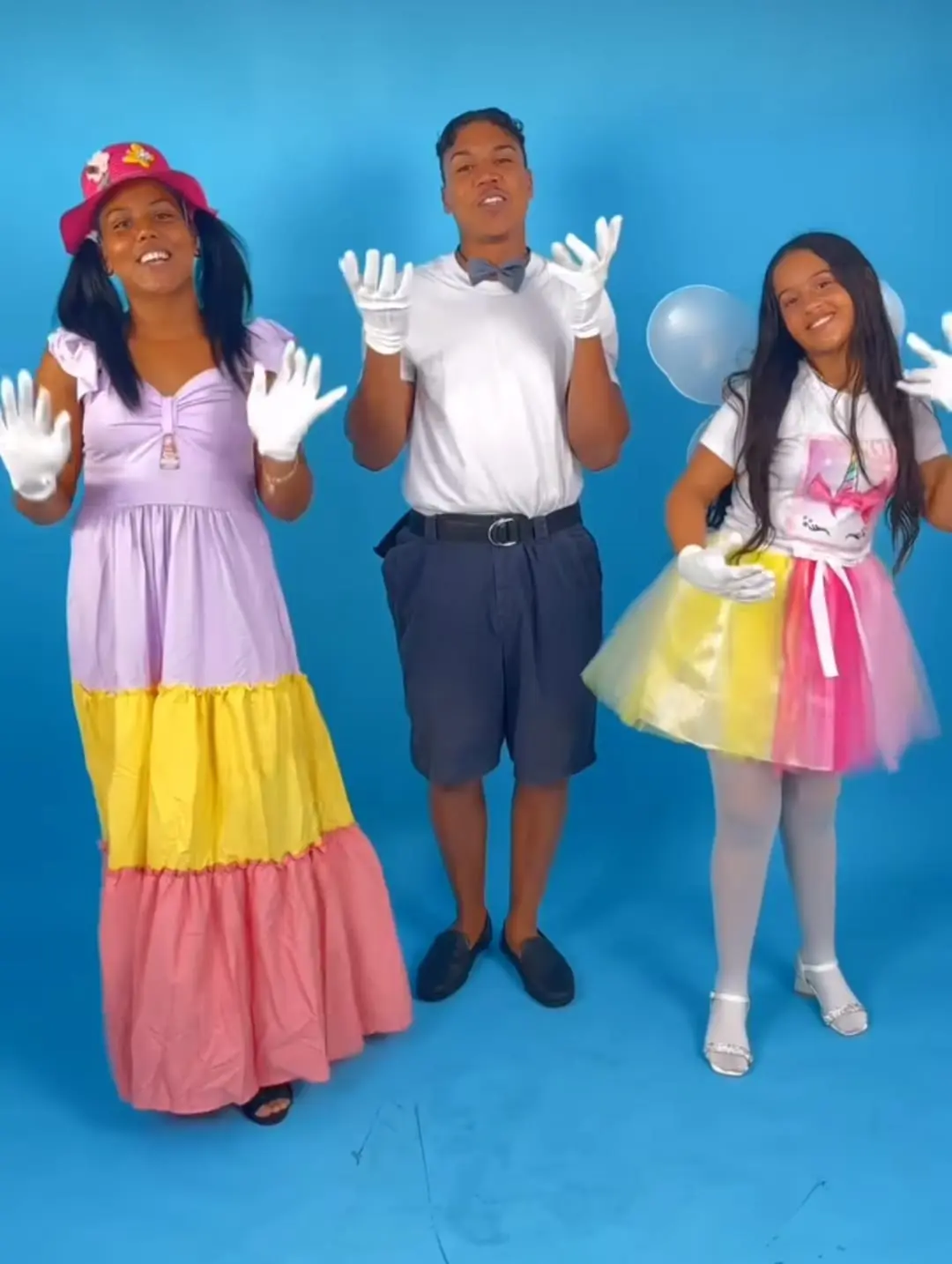 Los Socios y Angi Fire del mundo digital a la música