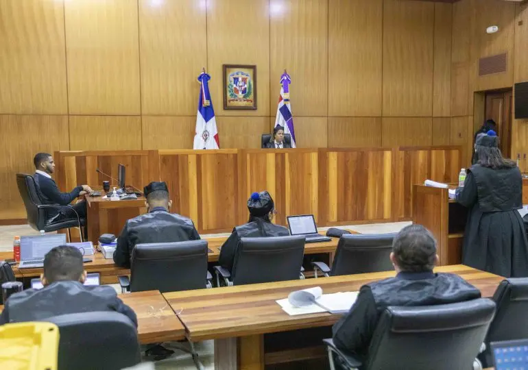 Aplazan para el 16 de mayo inicio de juicio de fondo contra imputados en caso Coral y Coral 5G