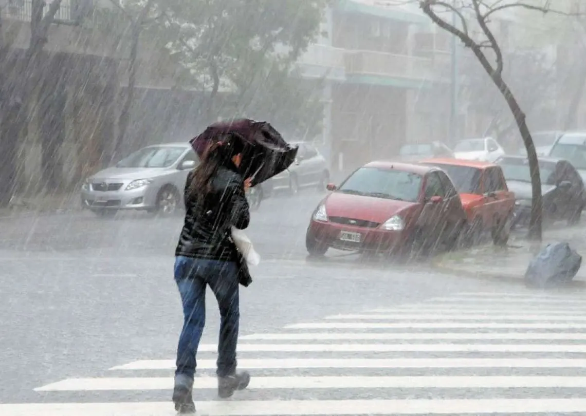 Lluvias, tormentas electricas y granizos impactan en territorio nacional