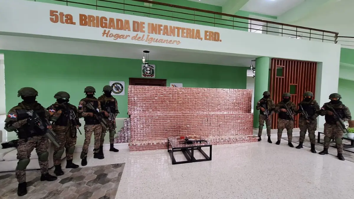 Incautan 339 mil unidades de cigarrillos en barrio La Hortaliza, en Barahona