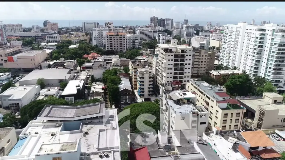 Legisladores coinciden en que el costo de la vida es el principal problema que enfrenta RD