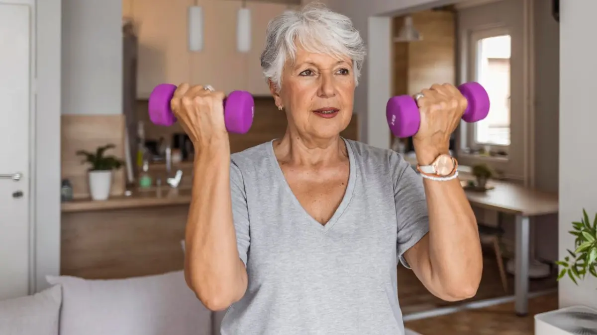 Hacer ejercicio a partir de los 60 reduce hasta un 40% el riesgo de muerte