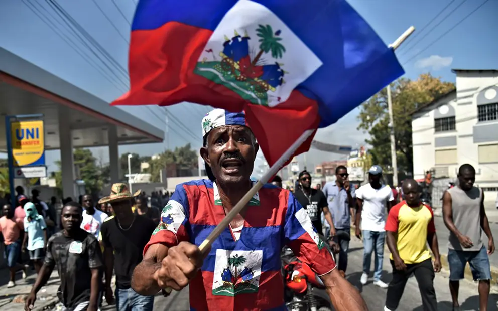 Abinader advierte RD no dará ningún tipo de ayuda adicional a Haití, aparte de la salud