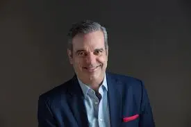 Encuesta Acxiona vaticina relección Luis Abinader con un 67.2%