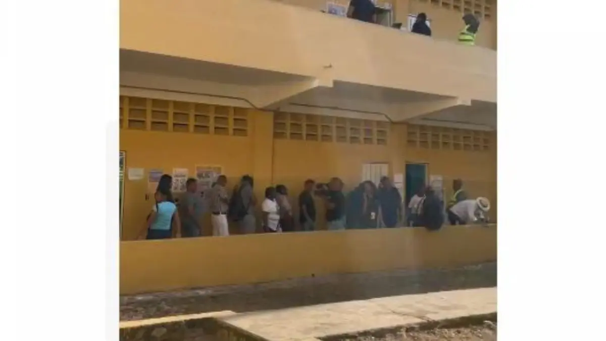 De manera normal se desarrolla proceso de votaciones en Las Palmas