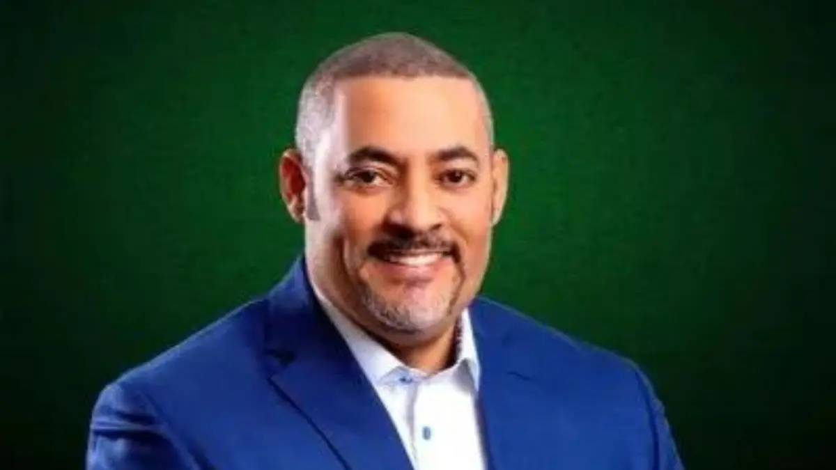 Eduard Espiritusanto pica adelante en senaduría de La Romana