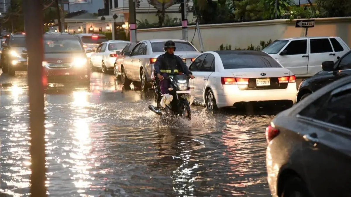 Lluvias atemorizan ciudadanos del Gran Santo Domingo