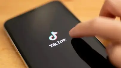 Trabajadores de TikTok hacen la primera huelga alemana de empleados de redes sociales