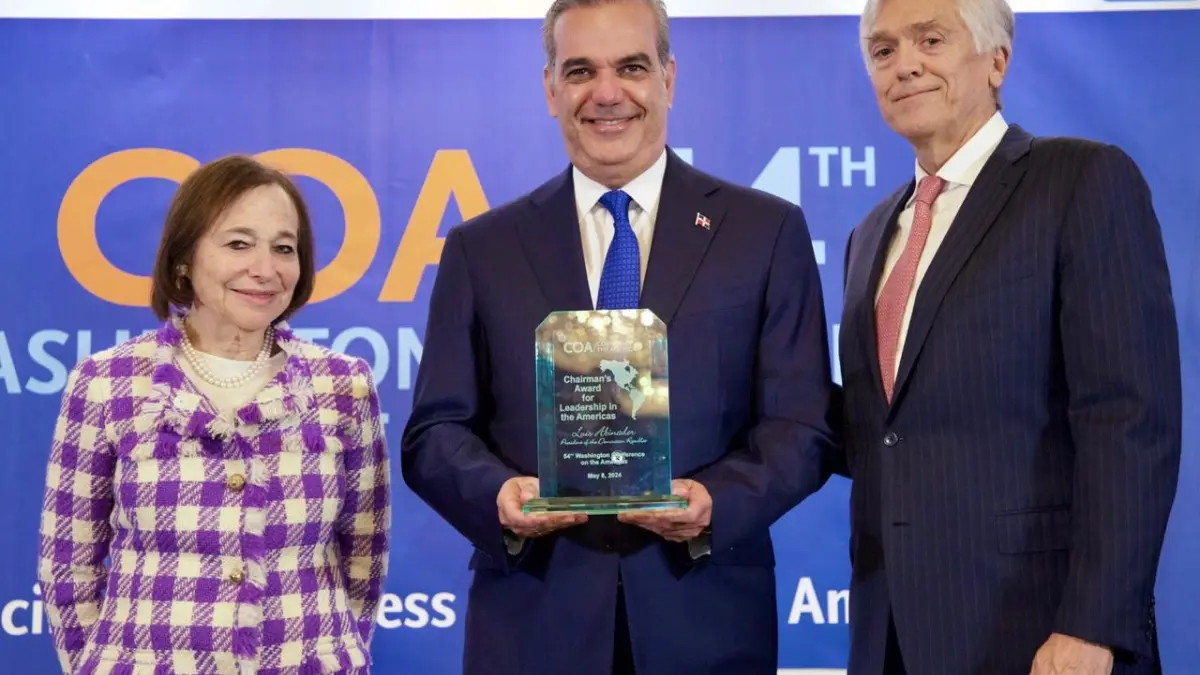 Luis Abinader, primer presidente dominicano en recibir premio Chairman’s Award for Leadership in the Americas por su liderazgo en la región