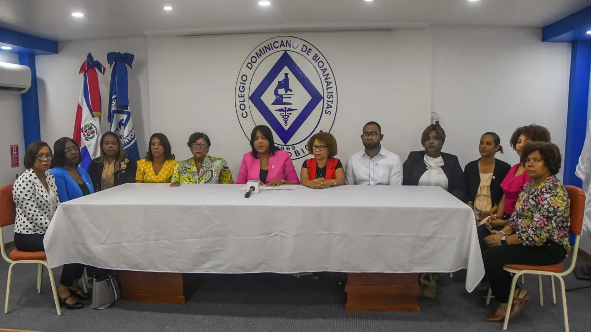Colegio Dominicano de Bioanalistas insta a Luis Abinader solucionar sus demandas