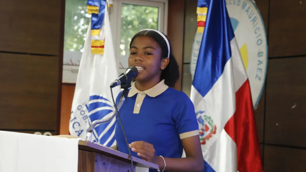 Regional 15 de Educación convoca a jóvenes talentos en el Concurso de Nacional Oratoria