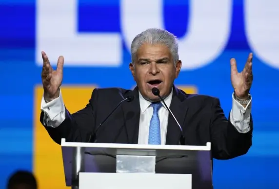 Nuevo presidente de Panamá aspira firmar acuerdo con EE.UU. para repatriación de migrantes