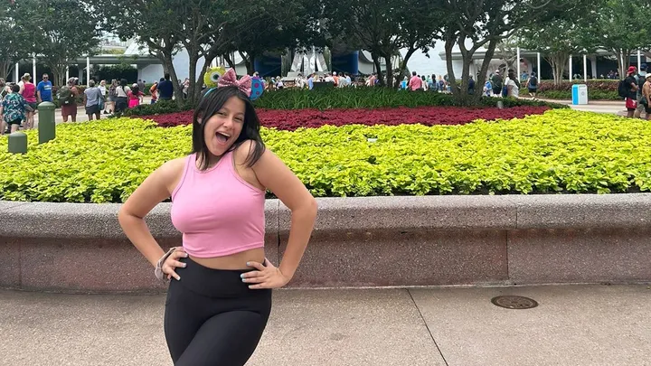 Piden ayuda para cirugía de adolescente que sufrió una hemorragia cerebral en viaje a EEUU