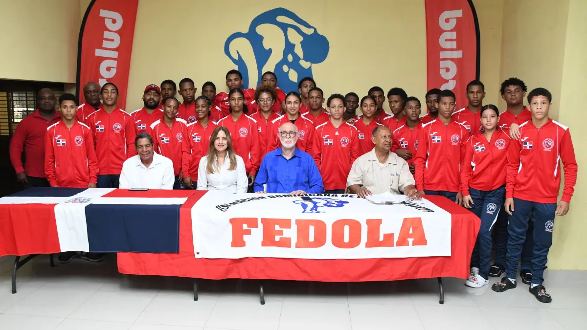 Fedola presenta atletas verán acción en Panam juvenil de lucha
