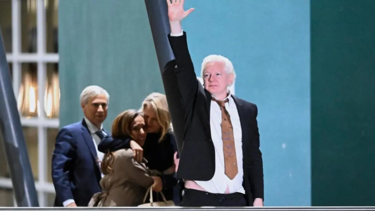 Julian Assange llega a Australia tras formalizar su libertad con la justicia de EE.UU.