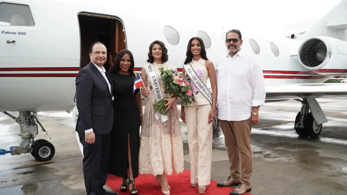 Miss Universo 2023 Sheynnis Palacios llega a suelo dominicano